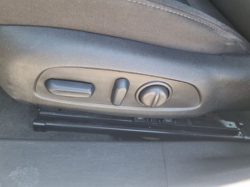 Used 2024 Chevrolet Malibu LT FWD image 19