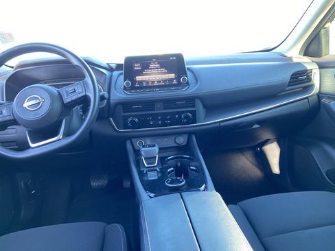 Used 2023 Nissan Rogue S image 14