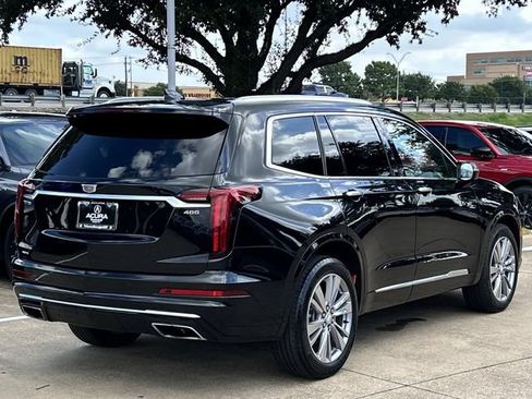 Used 2024 Cadillac XT6 Premium Luxury AWD/4WD image 4