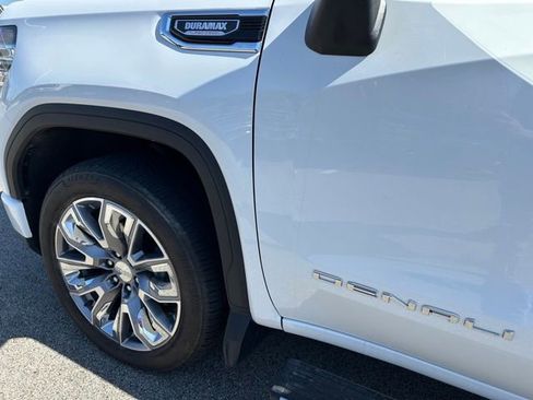 Used 2024 GMC Sierra 1500 Denali w/ Denali Reserve Package AWD/4WD image 7