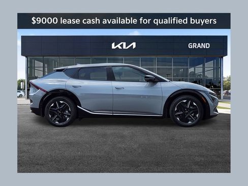 New 2026 Kia EV6 Wind AWD/4WD image 1