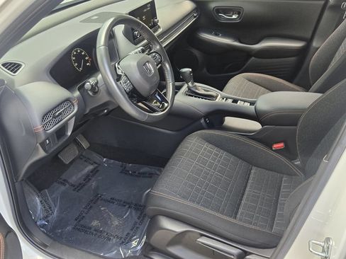 Certified 2024 Honda HR-V Sport image 11