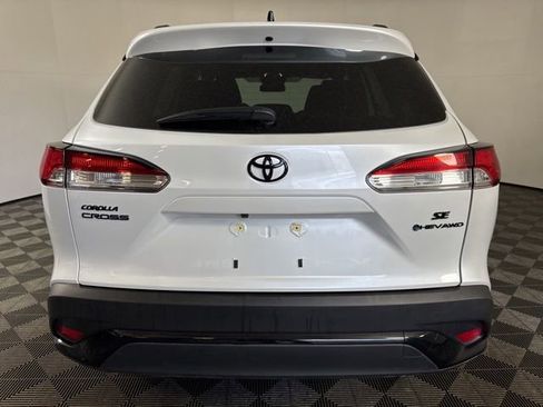 Used 2025 Toyota Corolla Cross AWD Hybrid image 22