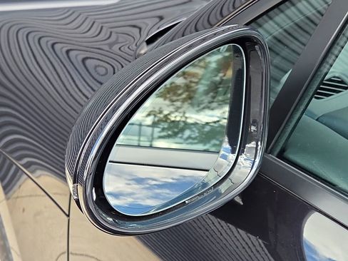 Certified 2026 Porsche Macan image 29