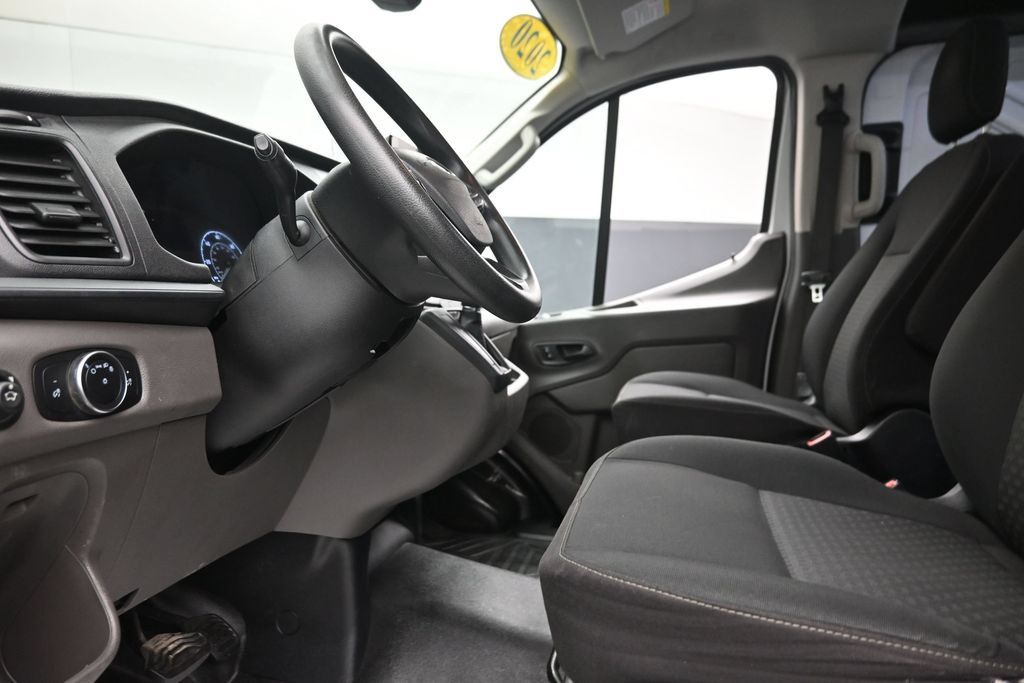 Used 2020 Ford Transit 250 Low Roof RWD image 12