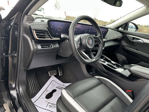Used 2025 Buick Envision Sport Touring image 20