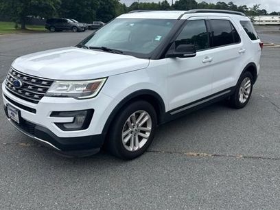 Used 2017 Ford Explorer XLT