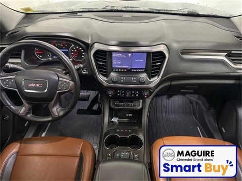 Used 2020 GMC Acadia AT4 image 9