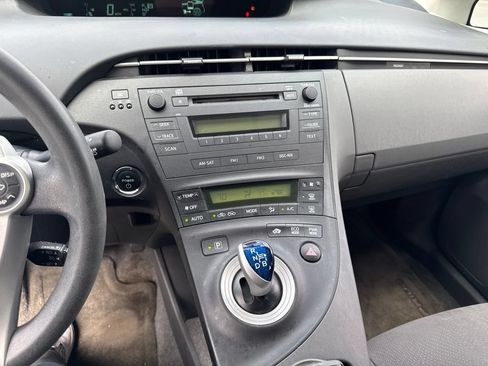 Used 2011 Toyota Prius Two FWD image 8