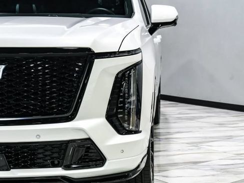 Used 2025 Cadillac Escalade V w/ LPO, Floor Liner Package AWD/4WD image 45