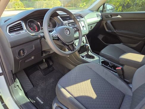 Used 2020 Volkswagen Tiguan S FWD image 26