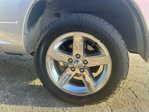 Used 2017 RAM 1500 Express AWD/4WD image 19