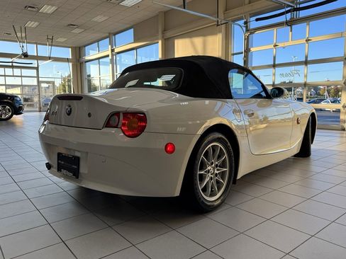 Used 2003 BMW Z4 2.5i image 45