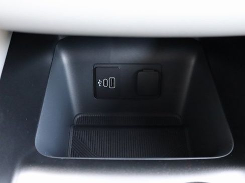 New 2026 Ford Explorer Active w/ Active Comfort Package image 10