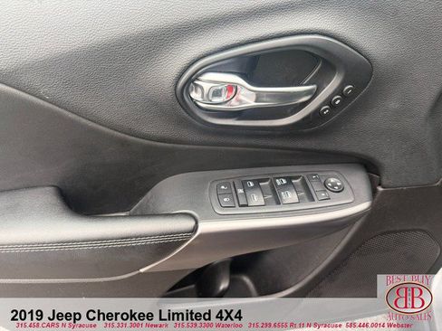 Used 2019 Jeep Cherokee Limited w/ Luxury Group AWD/4WD image 21