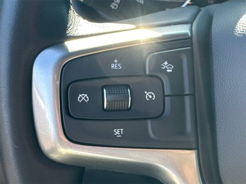 Used 2021 Chevrolet Tahoe Z71 image 26