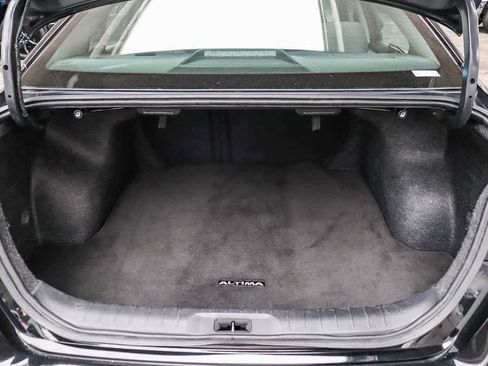 Used 2024 Nissan Altima 2.5 SV image 26