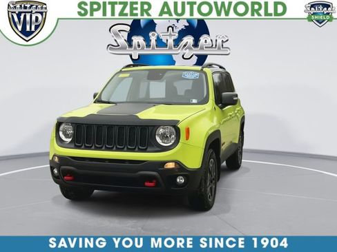 Used 2017 Jeep Renegade Trailhawk image 3