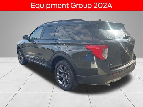 Used 2023 Ford Explorer XLT w/ Equipment Group 202A image 7