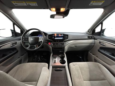 Used 2021 Honda Pilot EX image 17