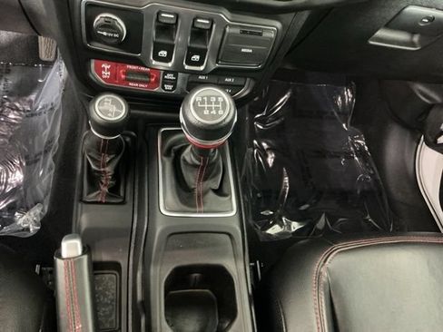 Used 2021 Jeep Wrangler Rubicon AWD/4WD image 20