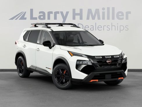 New 2026 Nissan Rogue SV AWD/4WD image 3