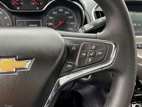 Used 2017 Chevrolet Cruze LT w/ Convenience Package image 12