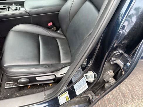Used 2019 MAZDA MAZDA3 AWD Hatchback image 17