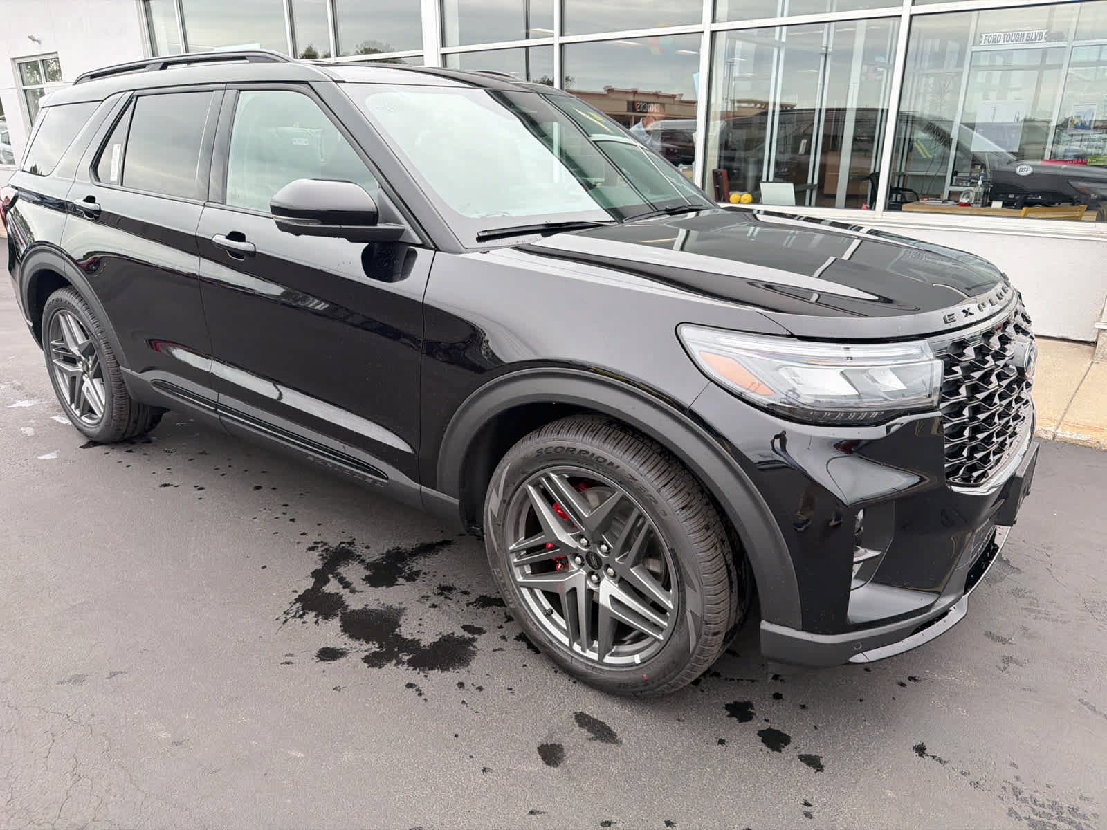 New 2026 Ford Explorer ST w/ Sun And Sound Package AWD/4WD image 2
