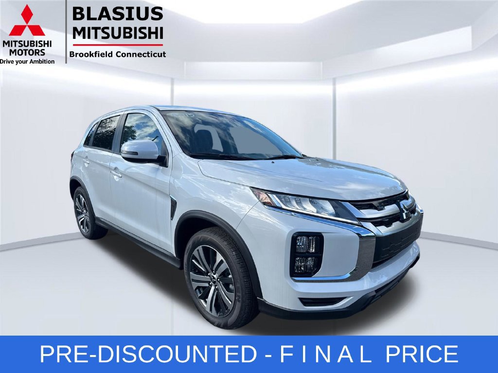 Used 2025 Mitsubishi Outlander Sport SE AWD/4WD image 6