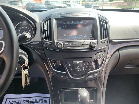 Used 2016 Buick Regal FWD image 14