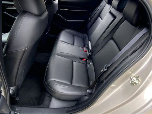 Used 2023 MAZDA MAZDA3 s image 20