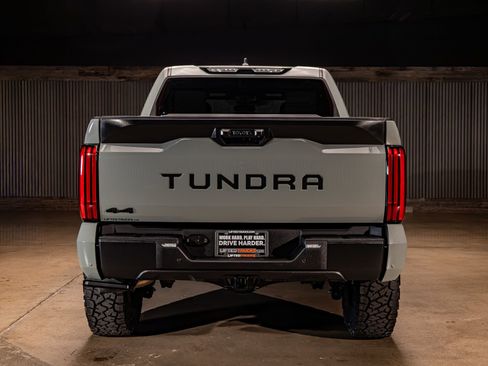 Used 2025 Toyota Tundra SR5 w/ SR5 Convenience Package image 8