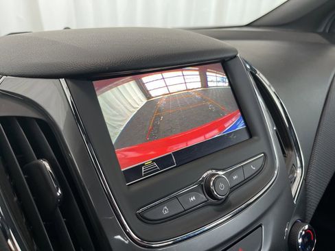 Used 2019 Chevrolet Cruze LT w/ RS Package image 14