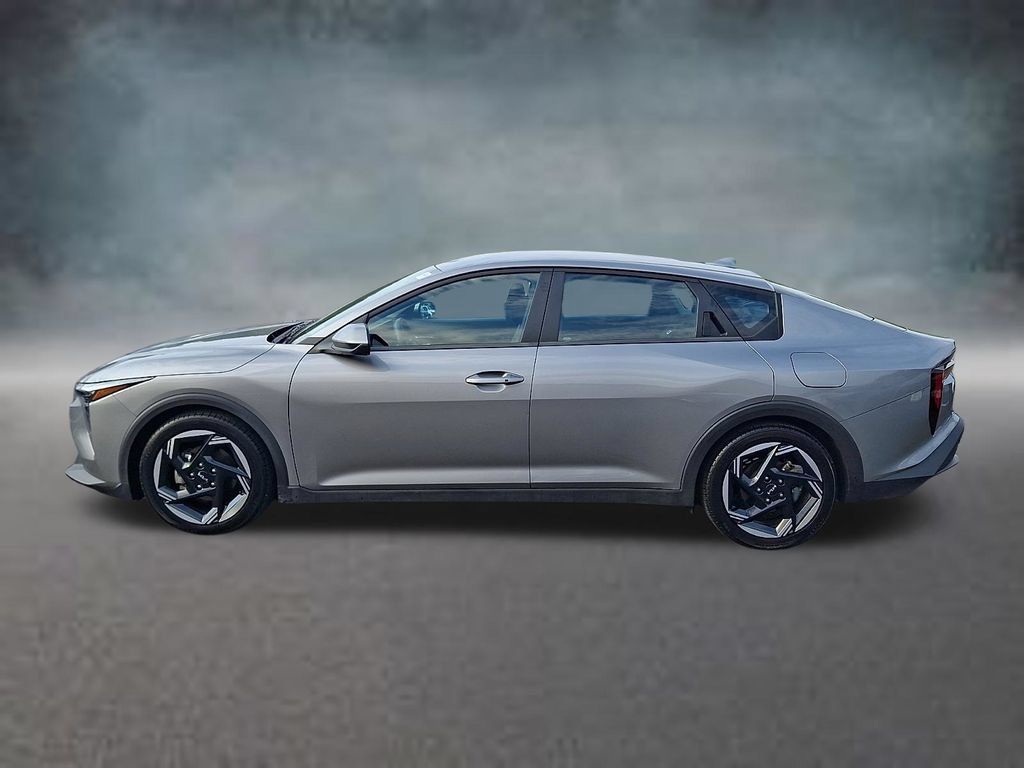 Certified 2025 Kia K4 EX FWD image 9