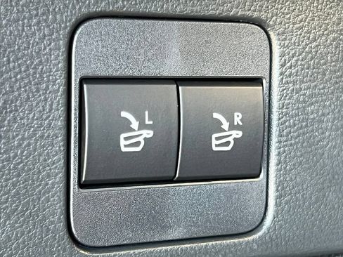 Used 2023 Lexus RX 350h w/ Accessory Package (2T) AWD/4WD image 36