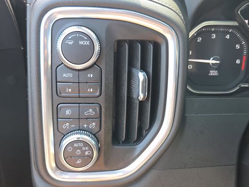 Used 2022 GMC Sierra 1500 Denali w/ Denali Premium Package image 19