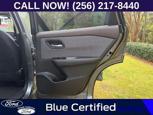 Used 2023 Nissan Rogue SV AWD/4WD image 23