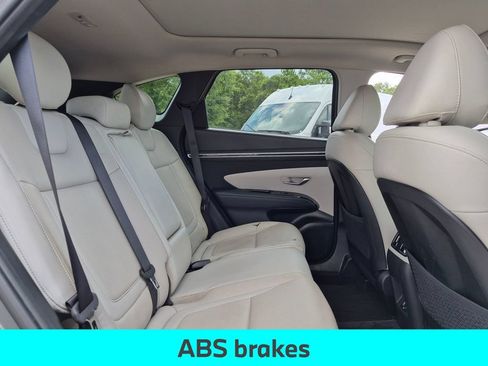 Used 2024 Hyundai Tucson Limited FWD image 32