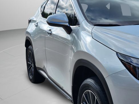 Used 2025 Lexus NX 350h AWD w/ Accessory Package (Z2) image 34