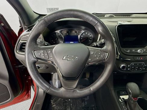 Used 2022 Chevrolet Equinox RS w/ RS Leather Package AWD/4WD image 13