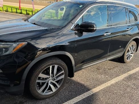 Used 2018 Honda Pilot Elite image 3