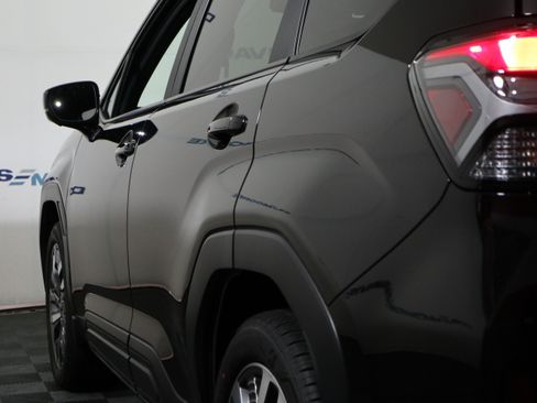 Used 2026 Subaru Forester Touring AWD/4WD image 9