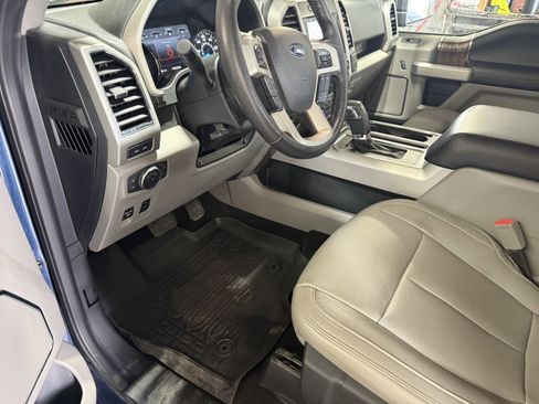 Used 2019 Ford F150 Lariat image 21