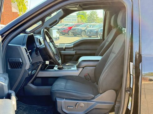 Used 2017 Ford F150 XLT w/ Equipment Group 302A Luxury AWD/4WD image 12