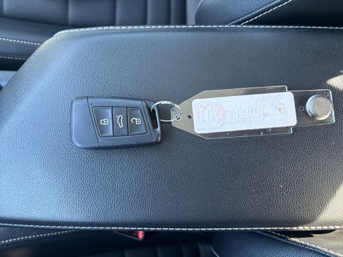 Certified 2022 Volkswagen Jetta SE FWD image 27