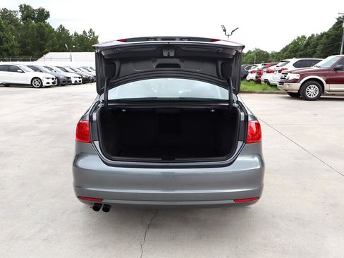 Used 2013 Volkswagen Jetta TDI FWD image 35
