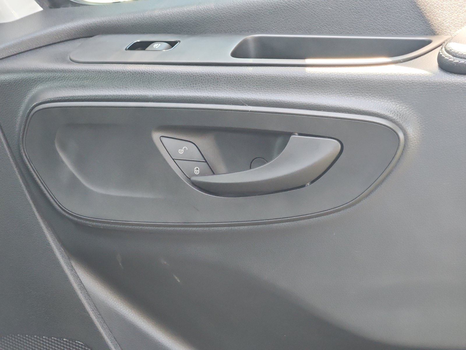 Used 2022 Mercedes-Benz Sprinter 2500 image 16