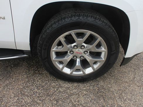 Used 2018 GMC Yukon SLT AWD/4WD image 59