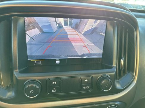 Used 2019 Chevrolet Colorado Z71 image 27